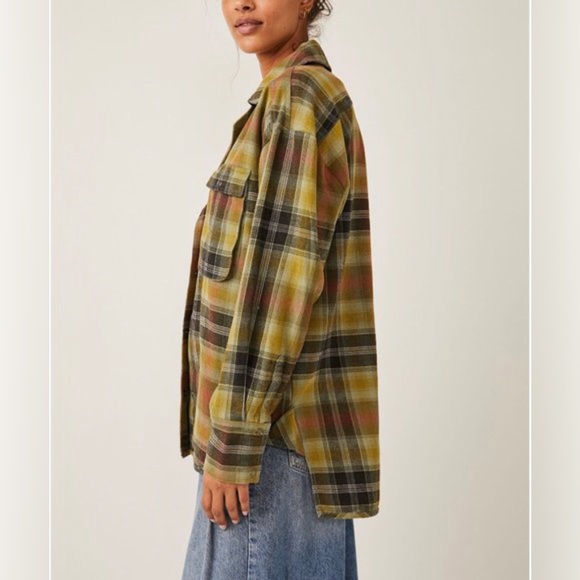 NWT Free People Izzy Cargo Oversized Shirt/ Jacket in Olive Combo - Picture 10 of 14